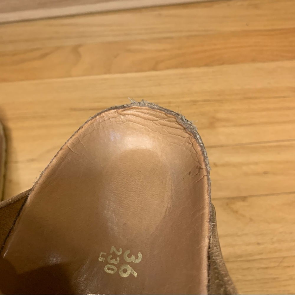 Birkenstock Arizona Big Buckle Slide Sandals in Antique Cognac Leather - Size 36 - Picture 9 of 9
